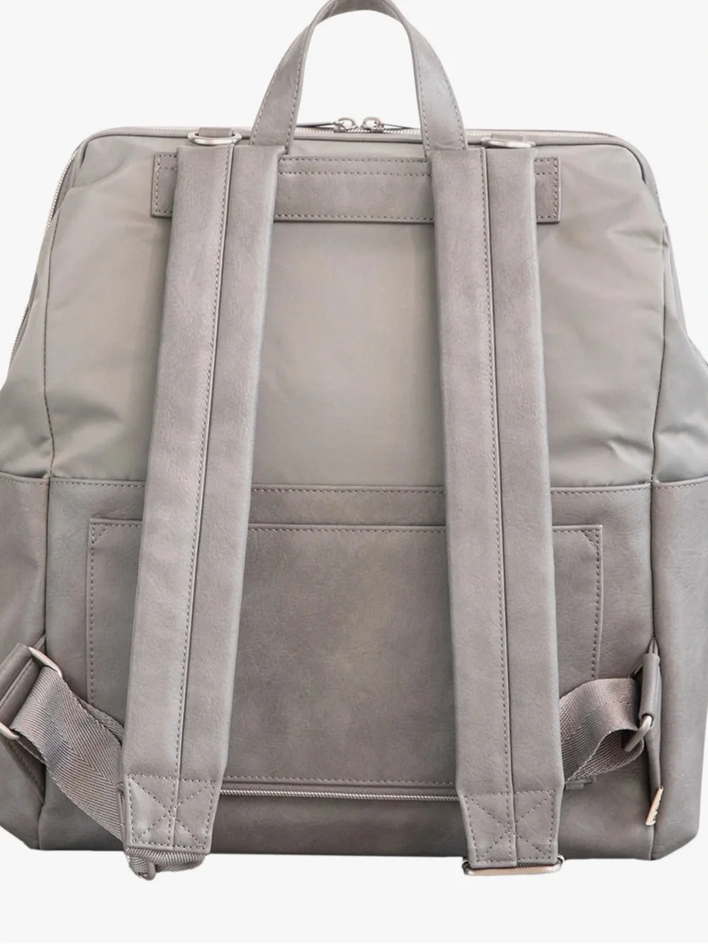 New with Tag BEIS diaper bag in Grey